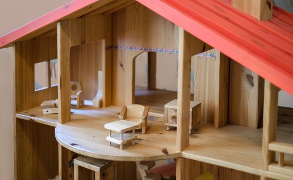 Doll House Assembly in Santa Rosa
